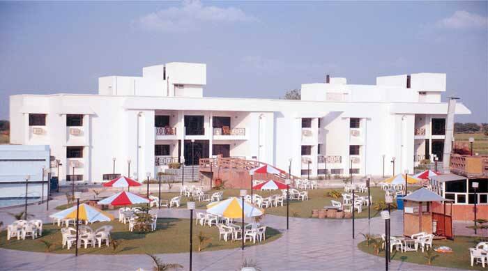 Wet 'n' Wild Resort, Gurgaon 1